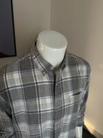 ARTICLE -A GIORDANO VINTAGE AUTHENTIC FULL SHIRT - Image 2