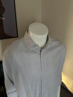 ARTICLE -A AND Z VINTAGE AUTHENTIC FULL SHIRT - Image 2